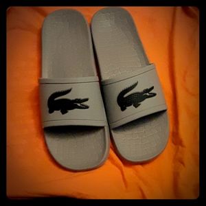 Size 9 Lacoste Gray & Black slides